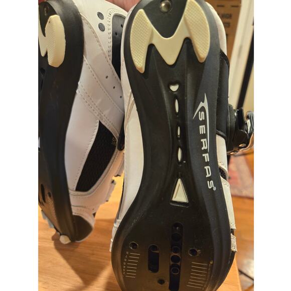 NWOB Serfas women's road cycling shoes. Cleats not included size 5 - Picture 6 of 7